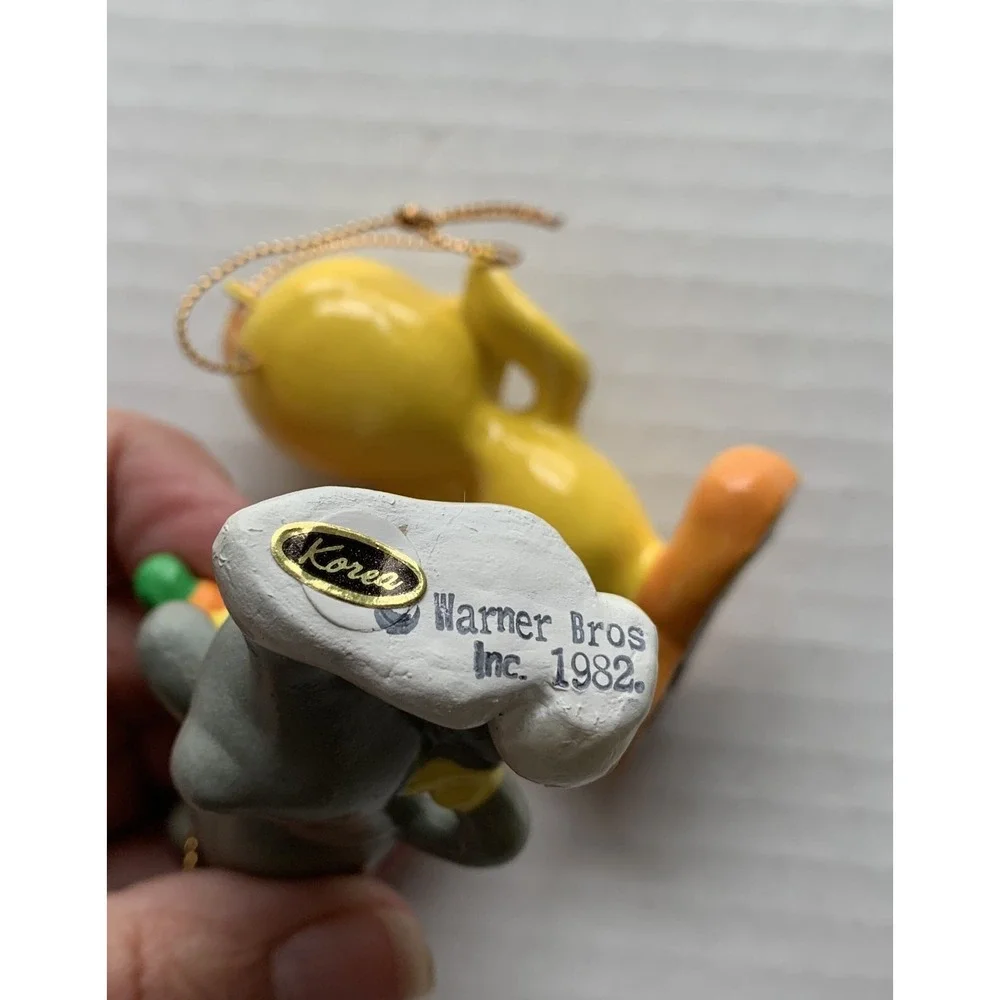 Vtg 1982 Warner Bros Christmas Ornaments LOT of 2 Tweety Bugs Bunny Paper Mache